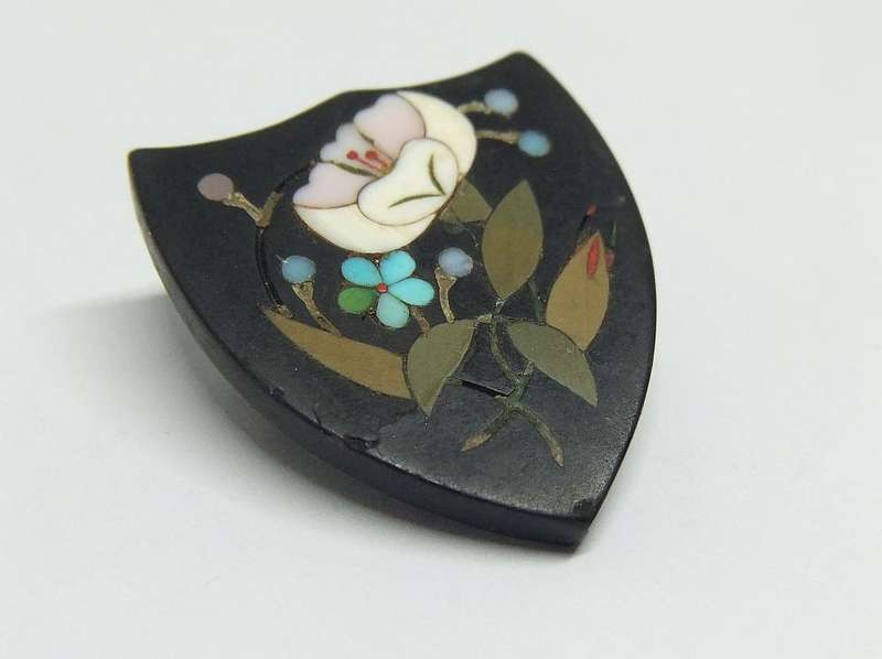 AMAZING FIND !! A SUPER RARE VICTORIAN ITALIAN MADE PIETRA DURA BROOCH !! HIGH VALUE PIECE !!