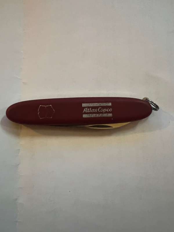 Victorinox Excelsior Red 84mm