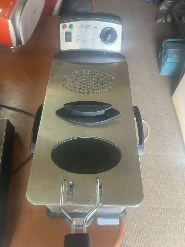 Sunbeam 3 l Stainless Steel Deep Fryer