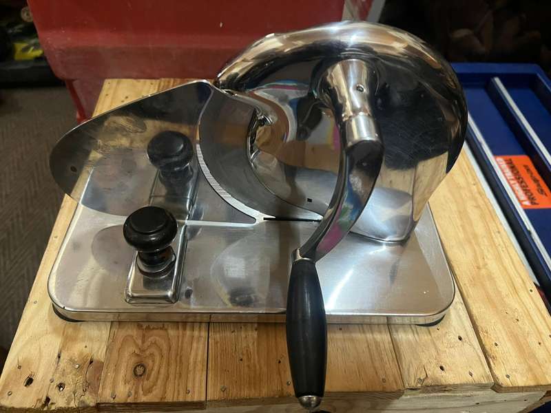 Pineware Bread Slicer/Meat Cutter