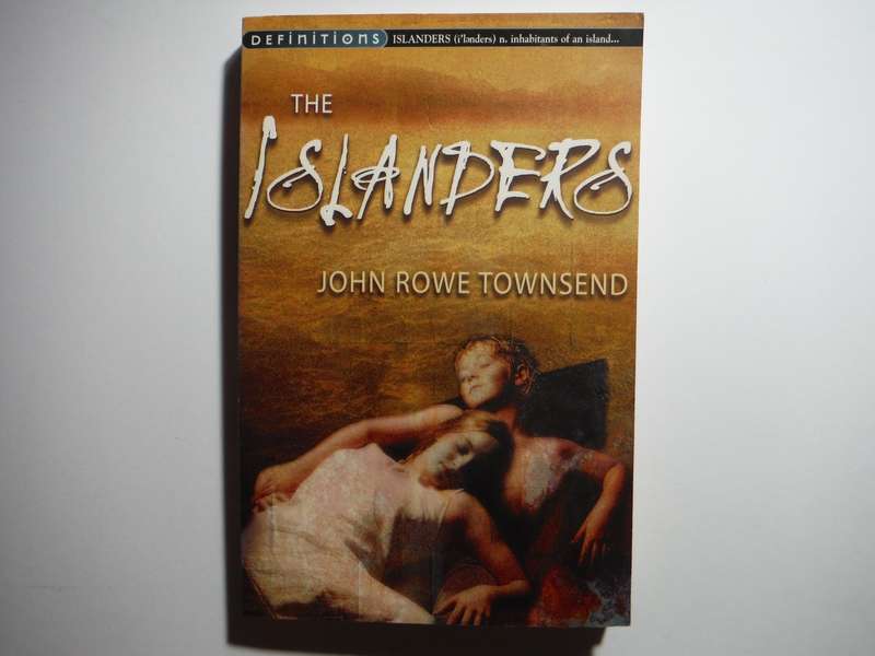 The Islanders - Paperback - John Rowe Townsend