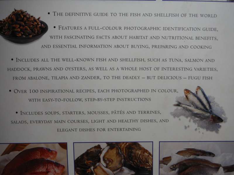 The World Encyclopedia of Fish and Shellfish - Softcover - Kate Whiteman