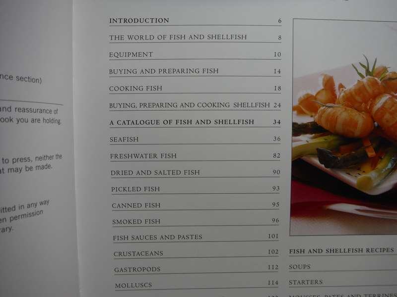The World Encyclopedia of Fish and Shellfish - Softcover - Kate Whiteman