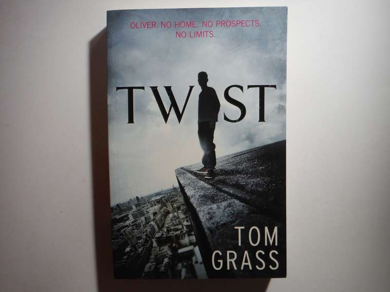 Twist - Paperback - Tom Grass