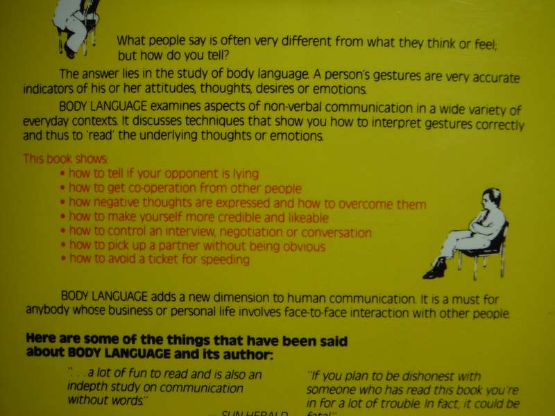 Body Language : How to Read Others' Thoughts by Their Gestures - Paperback - Allan Pease