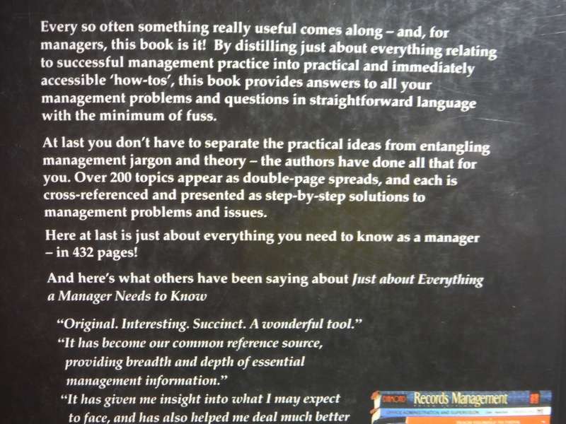 Just About Everything a Manager Needs to Know - Paperback - Neil Flanagan