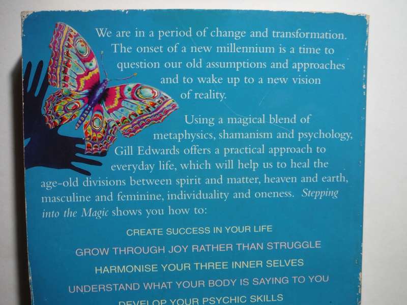 Stepping into the Magic - Paperback - Gill Edwards