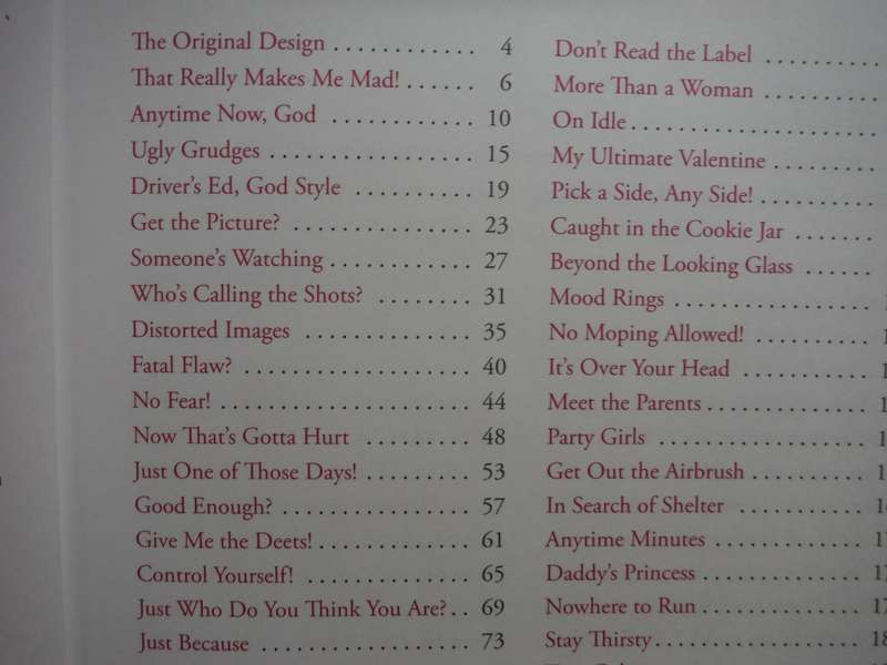Green's Not Your Best Color : Being an Original Girl in a Plastic World - Hardcover - Mieka Phillips
