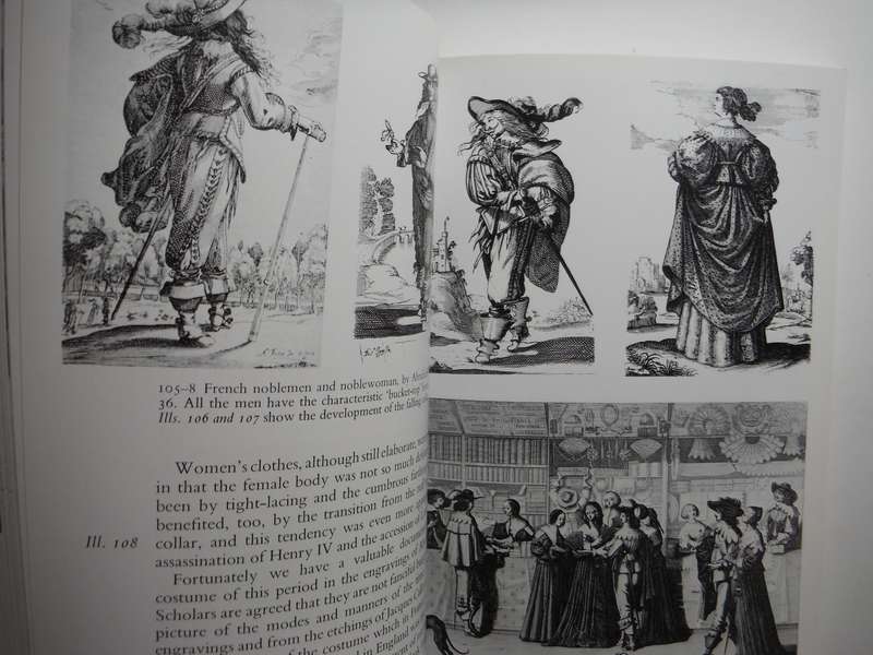 Costume and Fashion : A Concise History - Paperback - James Laver