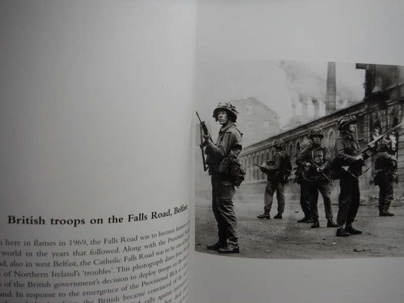 War Photography : Images of Conflict from Frontline Photographers - Paperback
