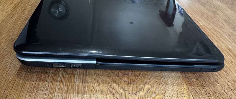 ACER TravelMate P253M 15.6", Intel Core i3 2328M 2.20GHz, 4GB RAM, 500GB HDD