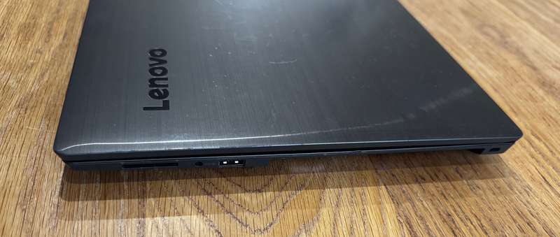 Lenovo V330-15IKB 15.6", Intel Core i5 8250U 1.80GHz, 8GB DDR4 RAM, 250GB SSD