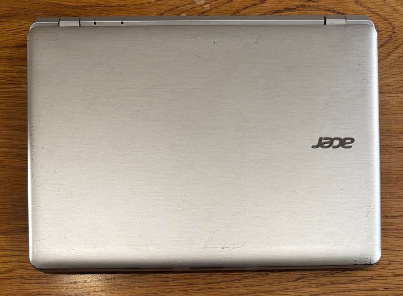 Acer Aspire E3-112 11.6", Intel Celeron N2840 2.58GHz Dual Core, 4GB RAM PLEASE READ!!!