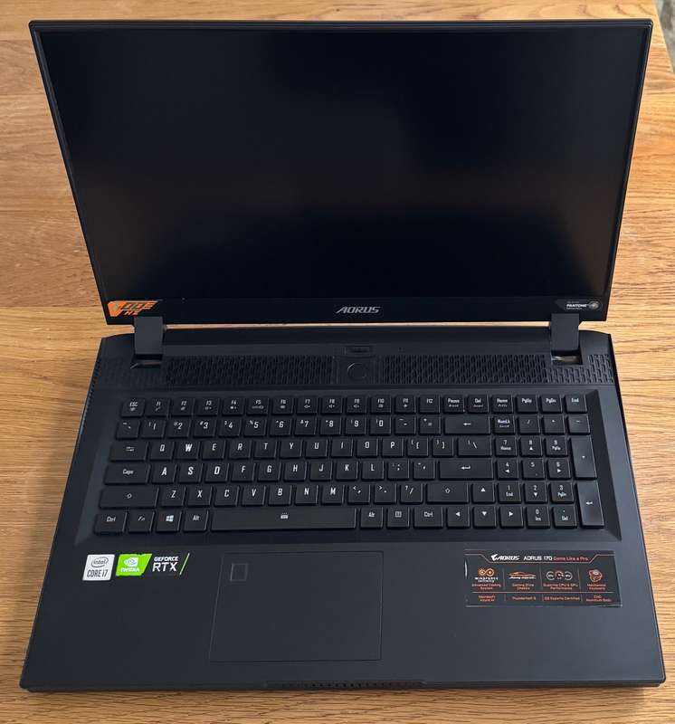 Gigabyte AORUS 17G XC 17.3", Intel Core i7-10870H 2.20GHz, RTX 3070, 8GB Ram, 512GB SSD, READ BELOW!