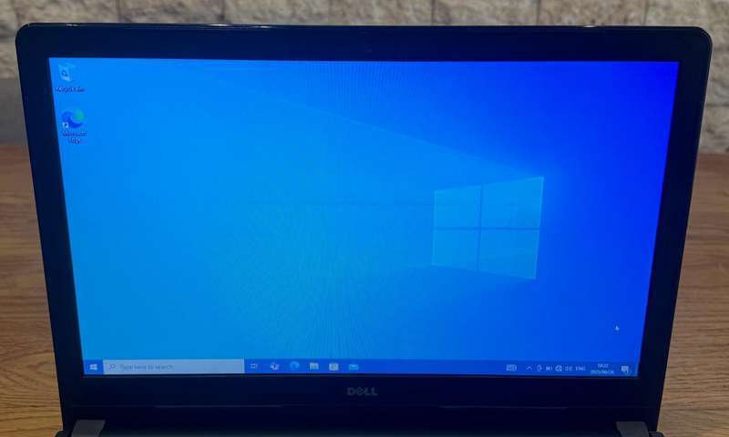 Dell Vostro 3559 15.6",Intel Core i5-6200U 2.30GHz, 8GB RAM, 256GB SSD