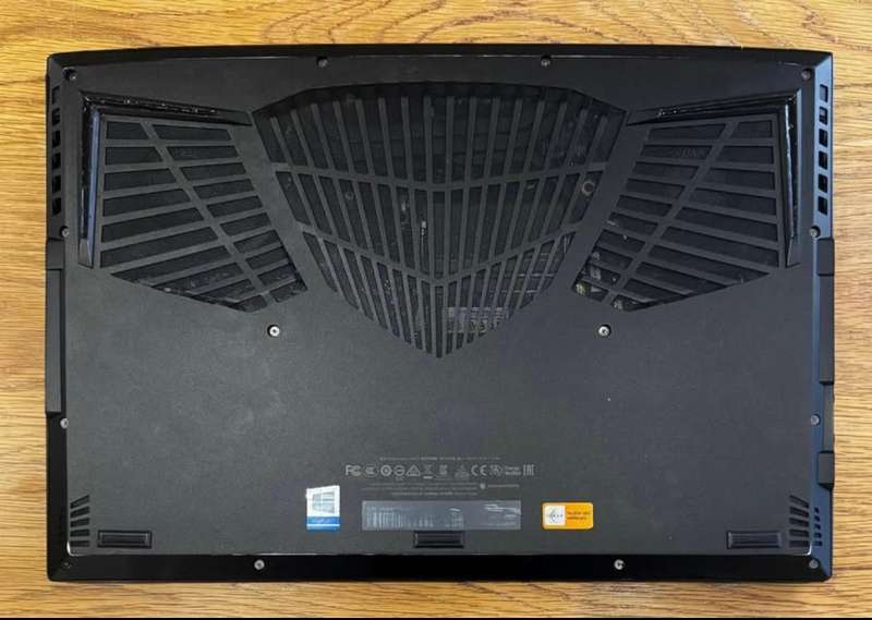 Gigabyte Aero 17 XB 144Hz 17.3", Intel Core i7-10875H 2.30GHz, RTX 2070 Super, 20GB Ram, 500B SSD