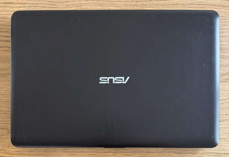 Asus VivoBook F540L 15.6", Intel Core i3-5500U 2.00GHz, 4GB RAM, 500GB HDD, PLEASE READ!!!