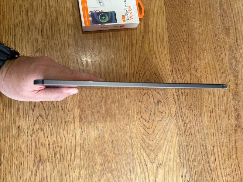 Apple iPad Pro 12.9-inch 3rd Generation 256GB WiFi & Cellular A1895