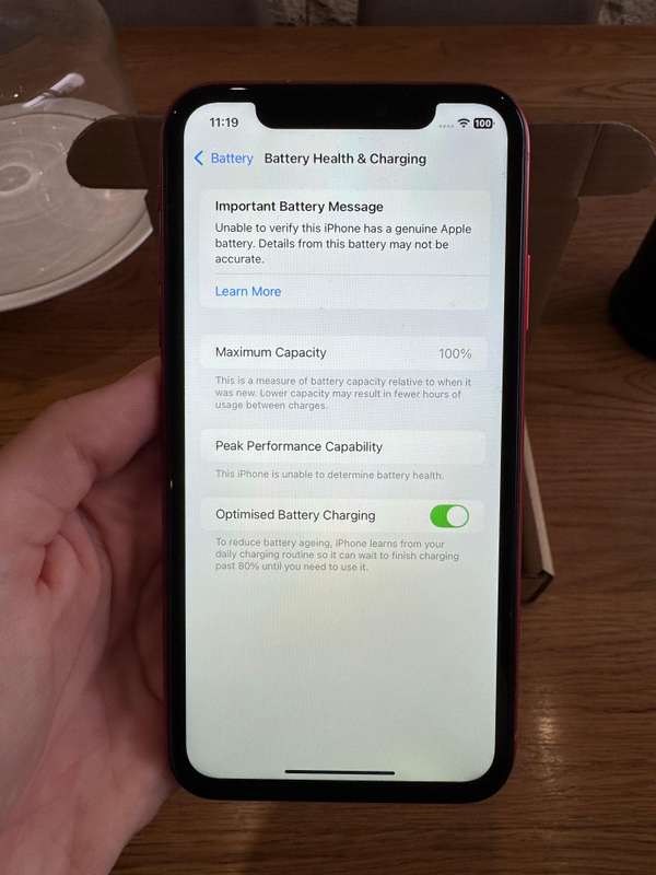 IPHONE 11 64GB RED