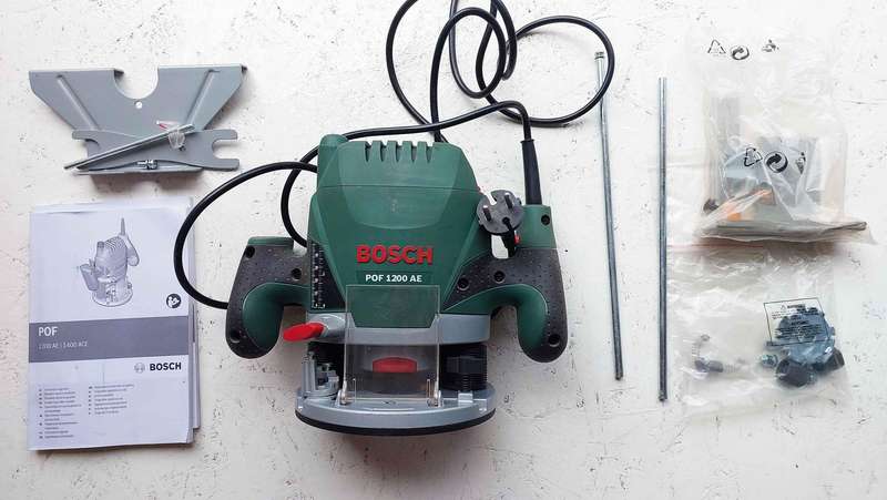Bosch Router POF 1200 AE  060326A100