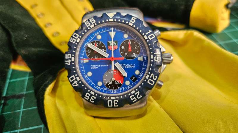 1990's Mens 38mm tag heuer F1 chronograph