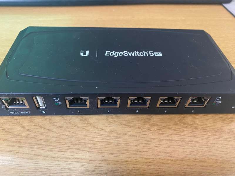 Unifi EdgeSwitch 5 XP