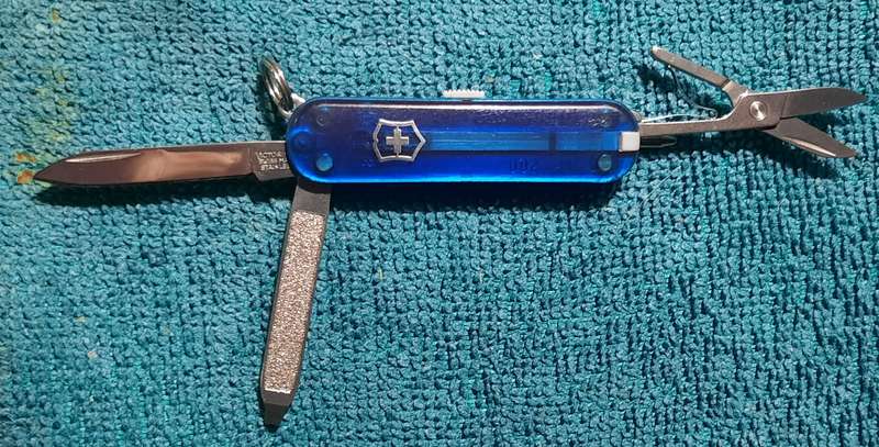 Swiss Army Knife .Victorinox- Signature Blue Translucent  Scales  58 mm with pen