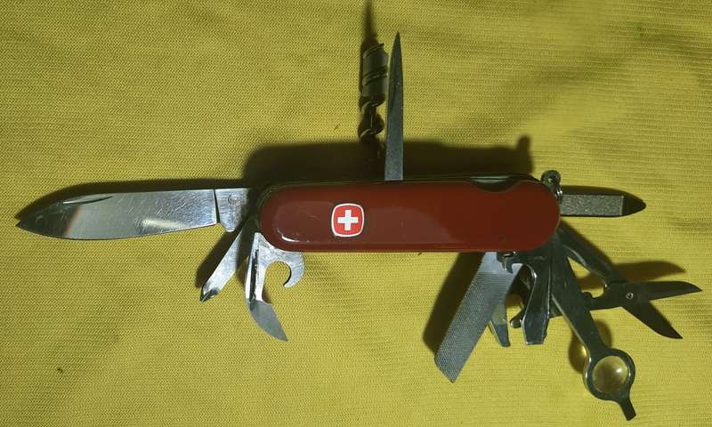 Swiss Army Knife . Wenger Motorist is a six-layer 85mm model see pictures for condition