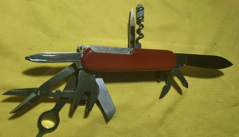 Swiss Army Knife . Wenger Motorist is a six-layer 85mm model see pictures for condition