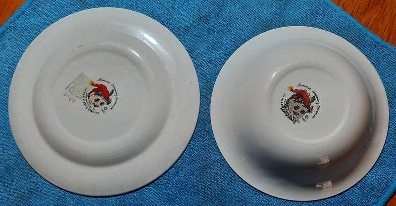 Set of two Welsh plates as per pictures Brownie Downing Ceramics 1965