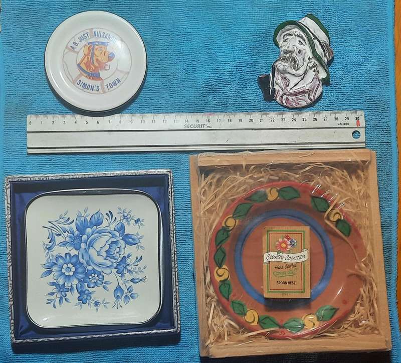 Various mural decoration Old fisherman with pipe ,Ab Just NUISANCE  .SS Small dish white and blue .