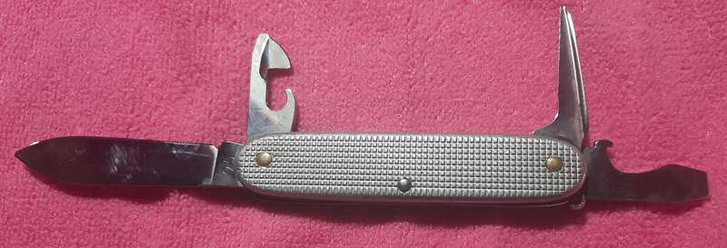 Swiss Army Knife Victorinox Soldier Alox Silver 93mm stamped 95 on Blade