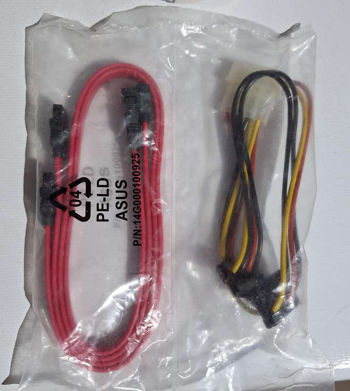 10x SATA Cables