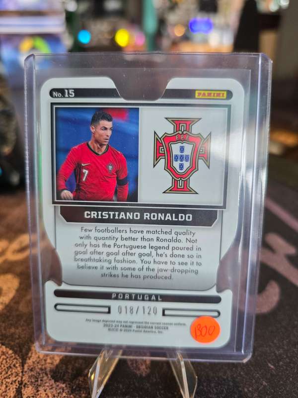 2023 Panini Obsidian Christiano Ronaldo Supernova 018/120