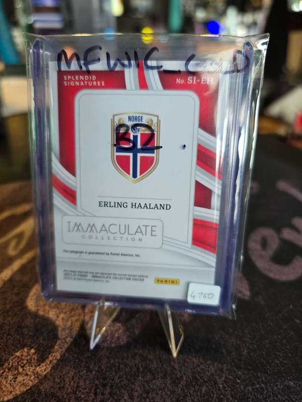 2023-24 Panini Immaculate Soccer Erling Haaland (Norway) Auto 85/99