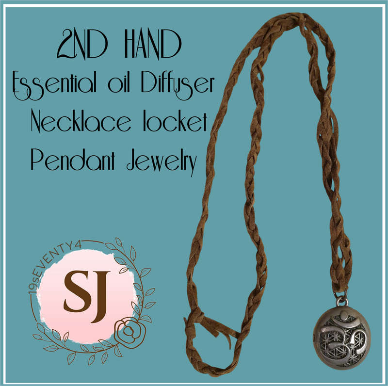 Essential oil Diffuser Necklace locket Pendant Jewelry