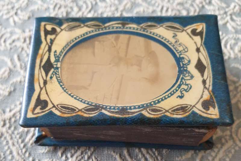 VINTAGE MATCHBOX HOLDER