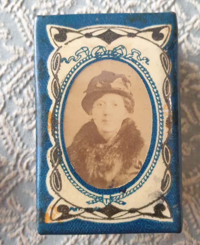 VINTAGE MATCHBOX HOLDER