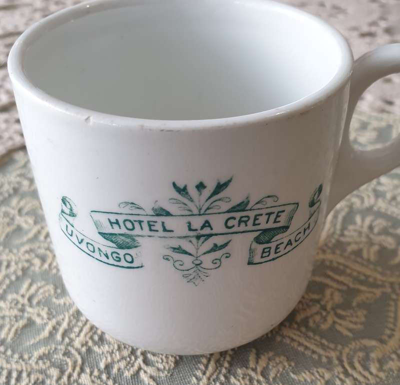 SMALL VINTAGE HOTEL CUP | UVONGO SOUTH COAST | KZN |