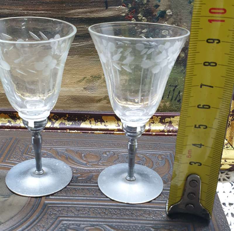 SHERRY GLASSES MADE IN JAPAN | GLASS AND METAL |