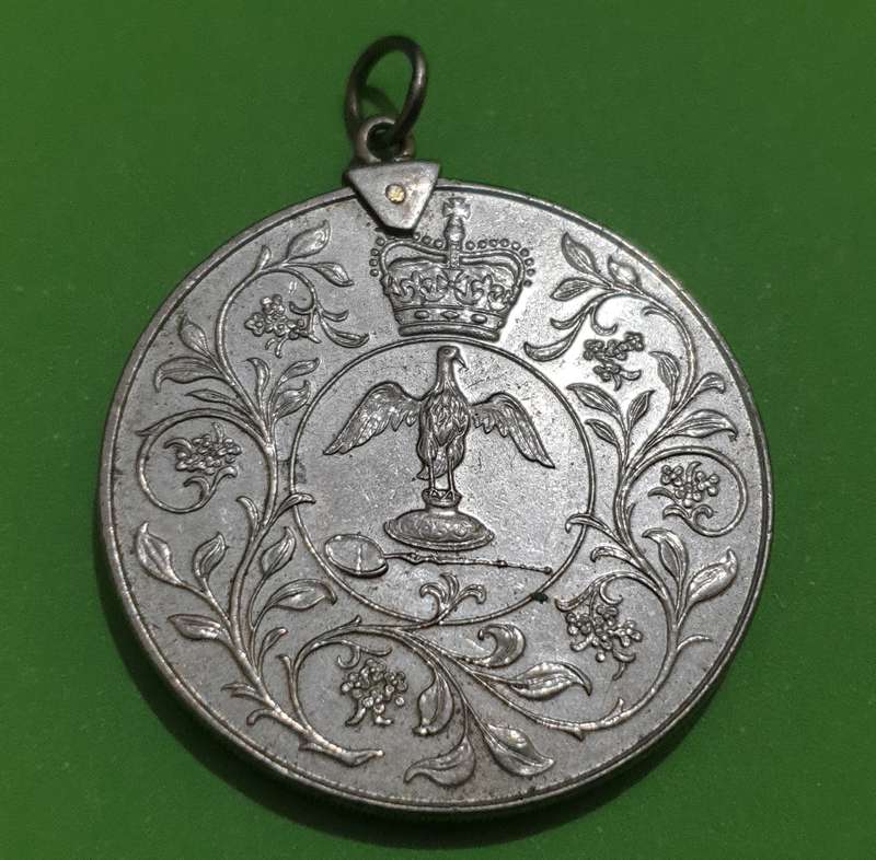 Queen Elizabeth II silver Jubilee coin from 1977