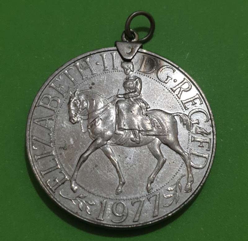 Queen Elizabeth II silver Jubilee coin from 1977