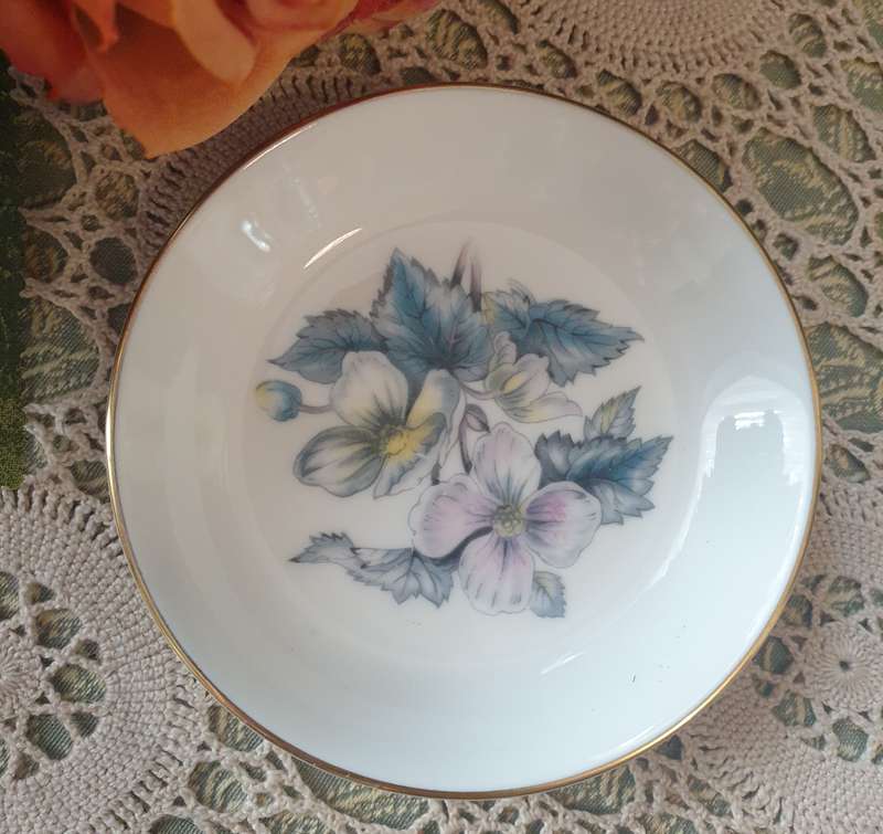 ROYAL WORCESTER PIN TRAY