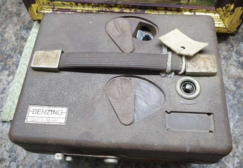 Vintage Benzing Pigeon Clock timer