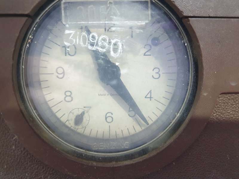 Vintage Benzing Pigeon Clock timer