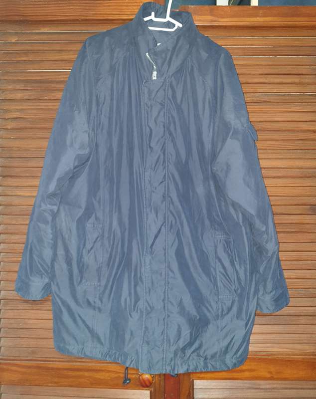 WOOLWORTHS NAVY BLUE WINTER JACKET