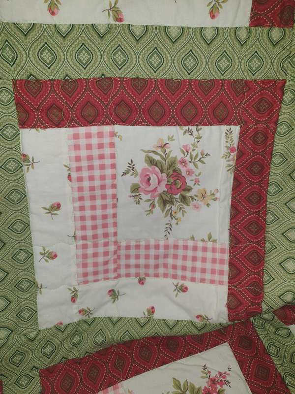 CUSTOM-MADE HAND MADE QUILT