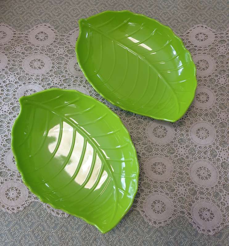 Set of Bright Green Snack Bowls