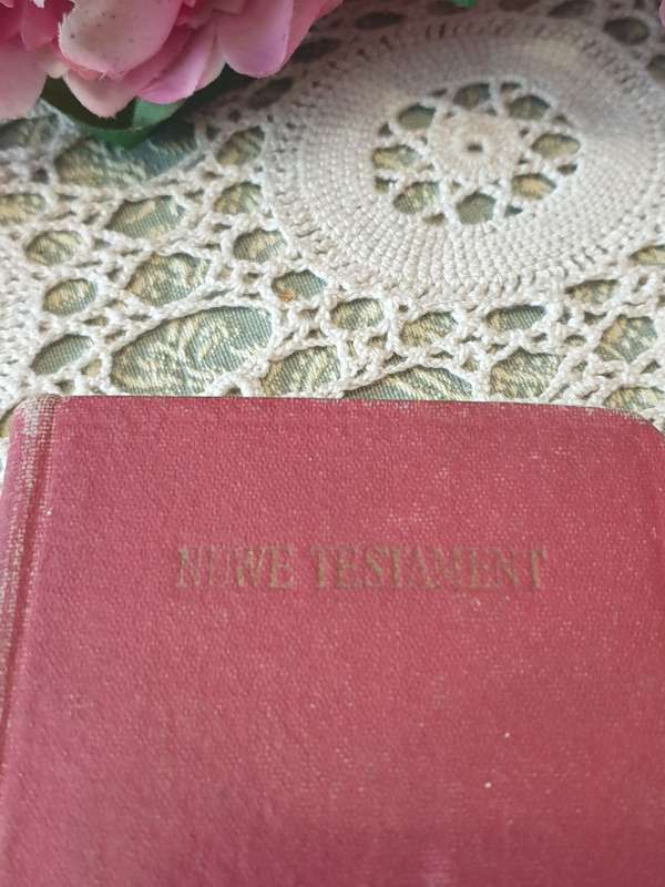 Small New Testament 1948