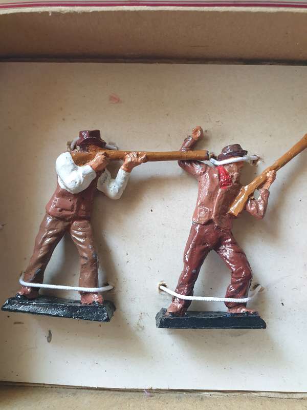 VOORTREKKER LEAD FIGURINES